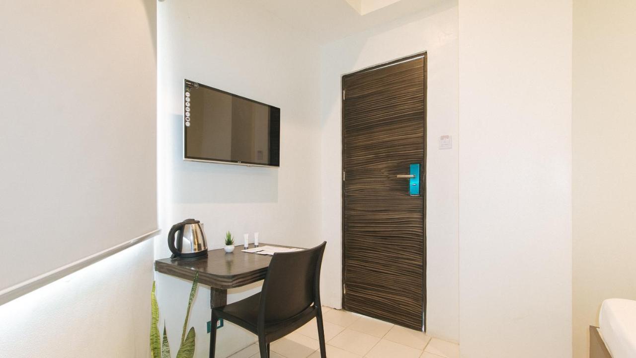 Urbanview At San Antonio'S Place Sampaloc Manila Zewnętrze zdjęcie